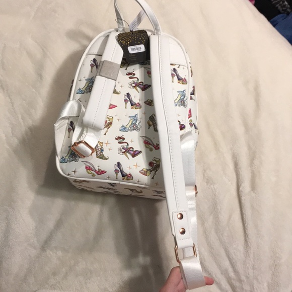 Loungefly Disney princess shoes backpack - Picture 7 of 8
